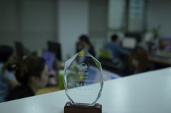 阿布扎比公司年審全指南：流程、核心價(jià)值全解析